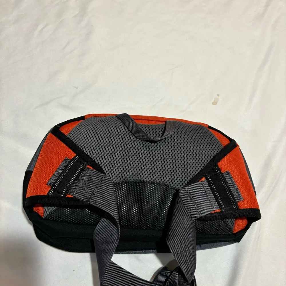 L. L. Bean Fanny / Hiking pack - Picture 4 of 4